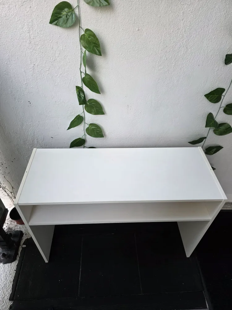 Versatile White Console Table / Media Unit image indicator(4)