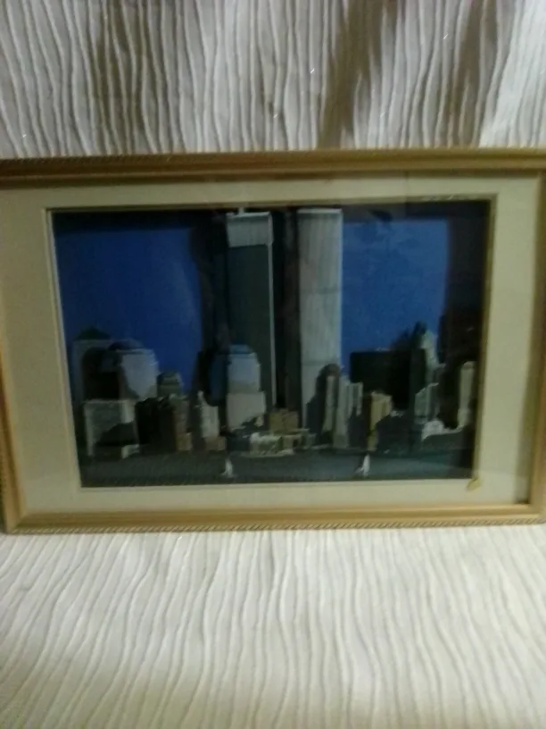 Rendition of New York city's twin towers image indicator(2)