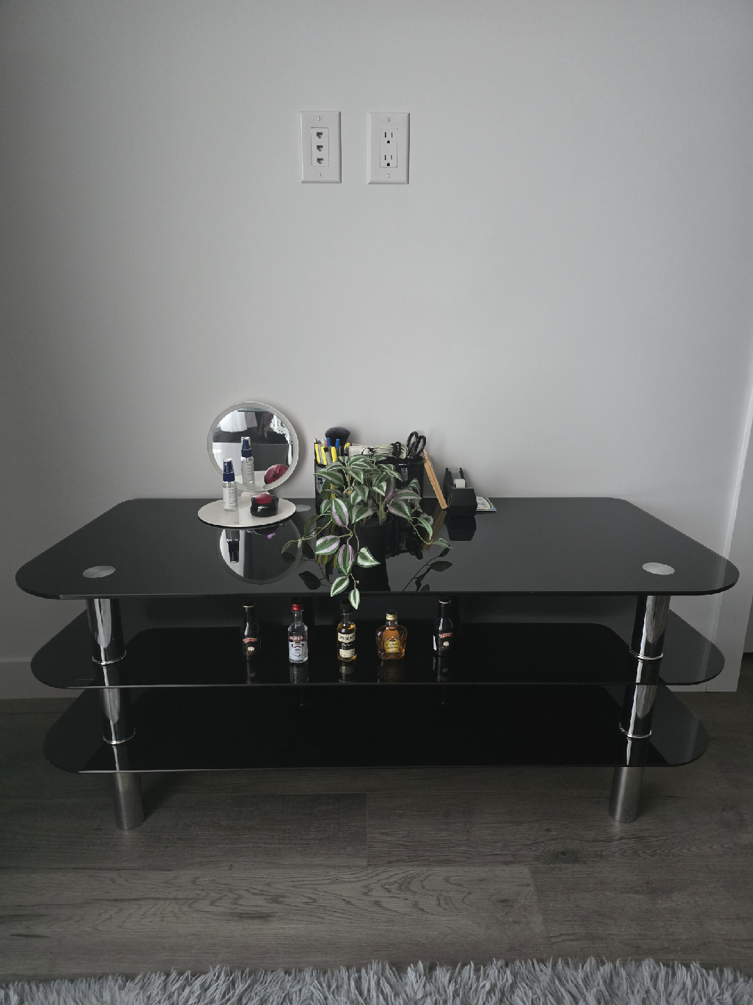 Black Glass TV Stand - photo 2