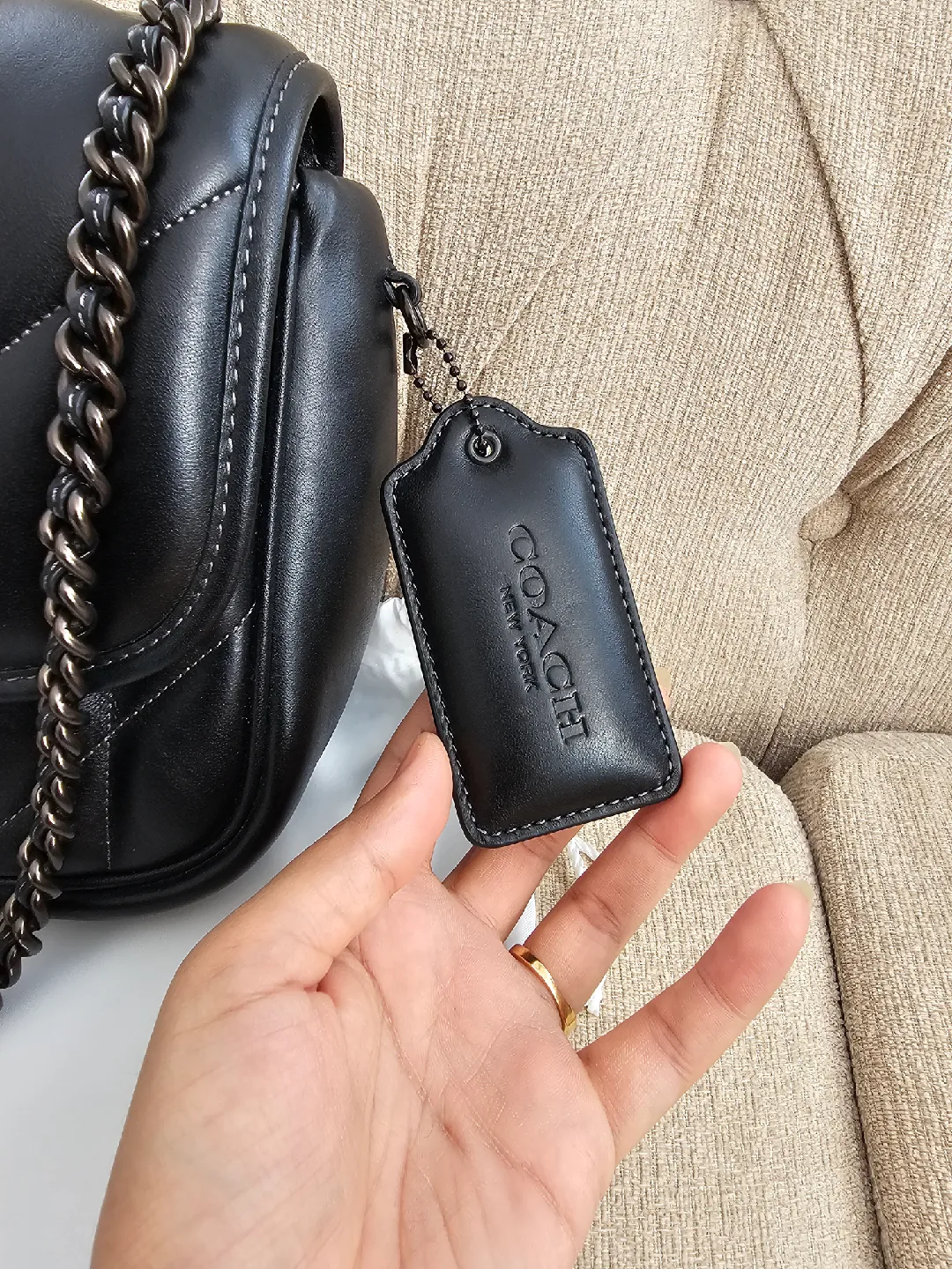 Authentic Coach Pillow Madison Bag image indicator(2)