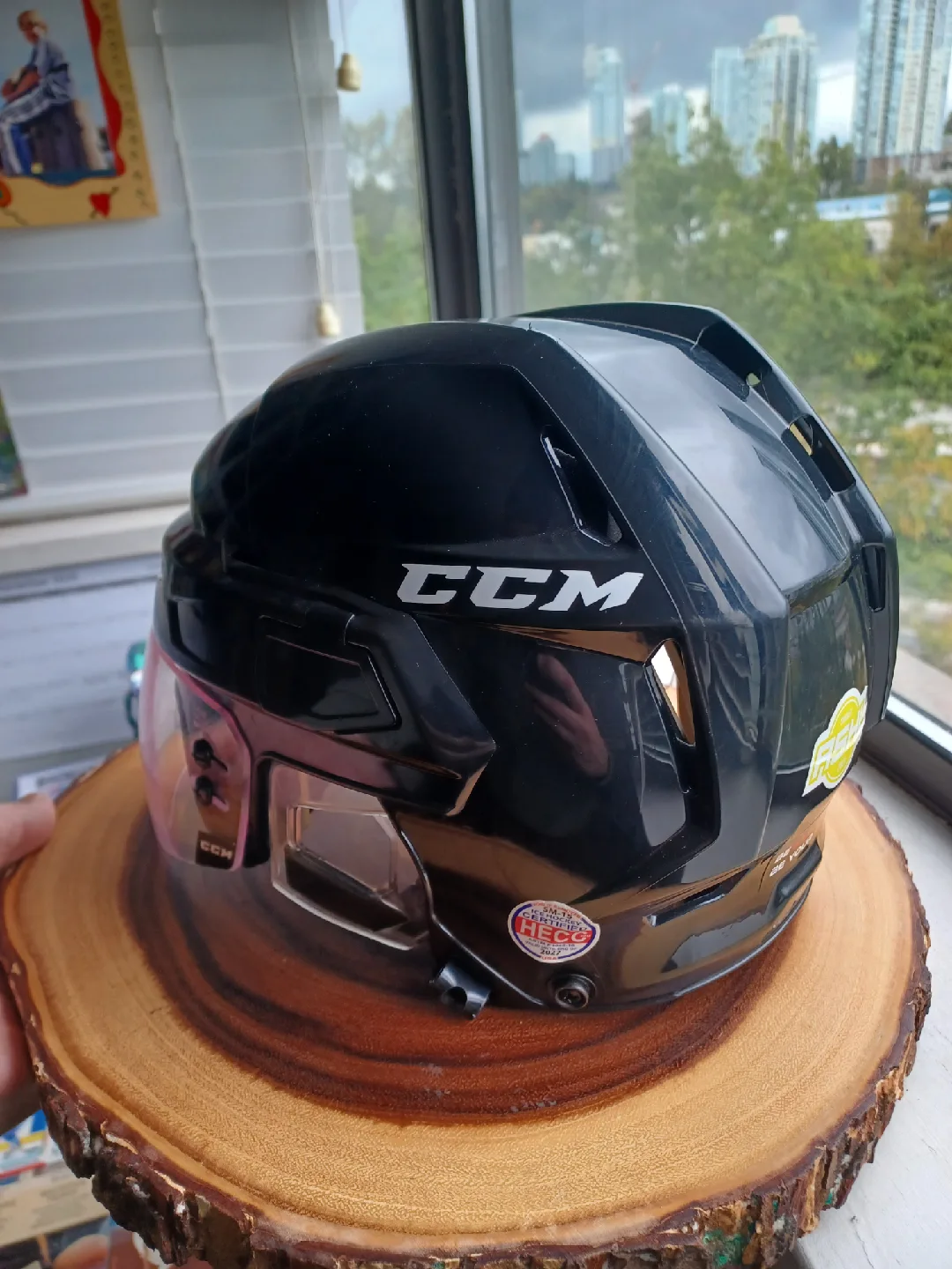 CCM Hockey Helmet with Visor - Black M | rarely worn image indicator(4)