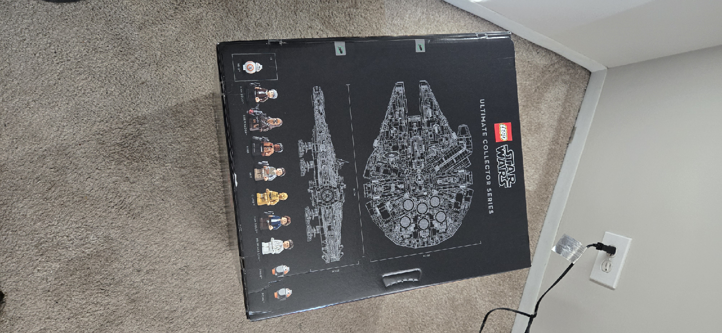 LEGO Star Wars UCS Millennium Falcon (75192) New & Sealed