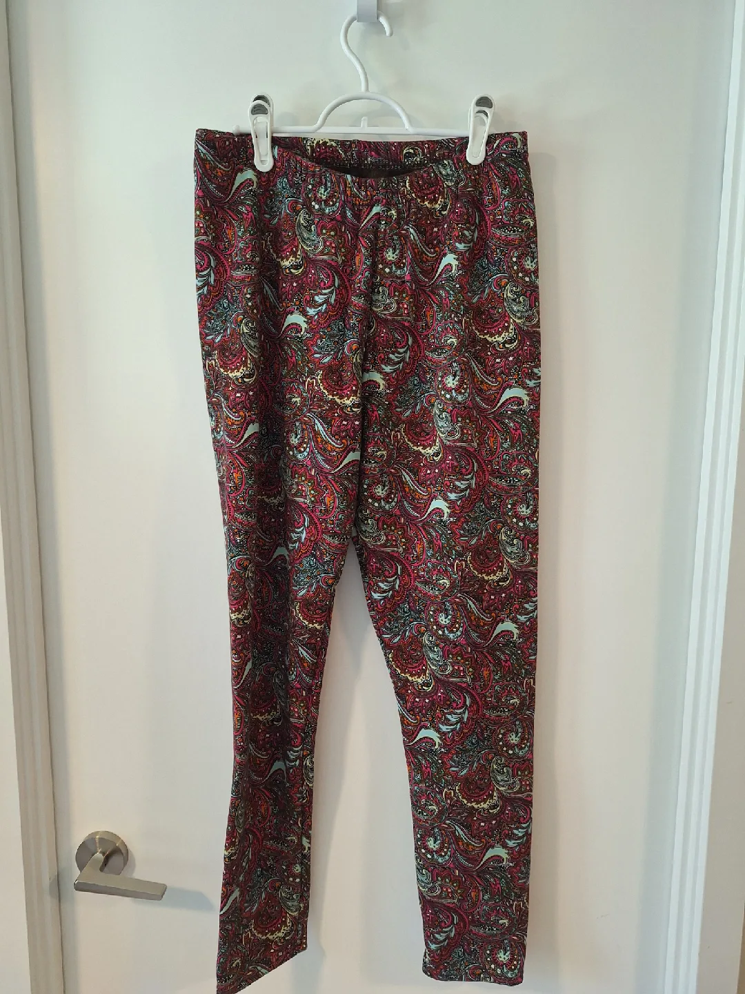 Cozy Brand Patterned, Fur Lined Leggings - szXL x2 image indicator(2)