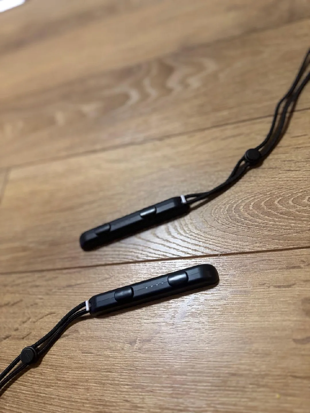 Nintendo Switch with additional Gaming Controller image indicator(5)