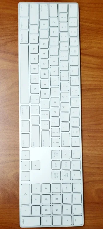 Apple Magic Keyboard w/Numeric Keypad thumbnail