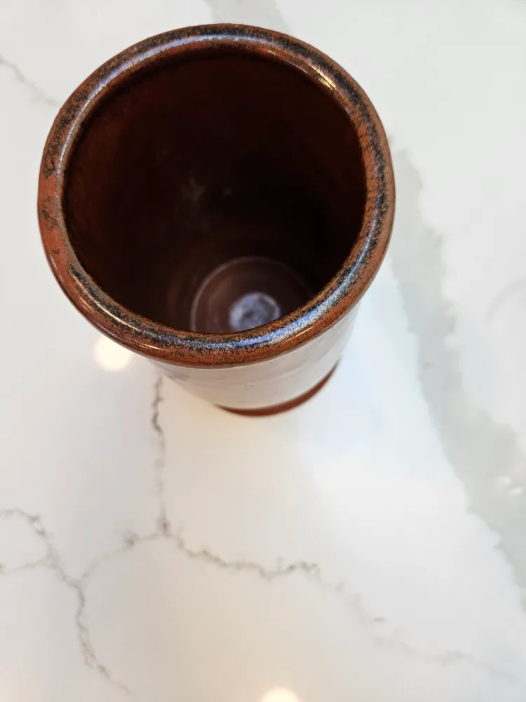 Brown Ceramic Vase image indicator(2)
