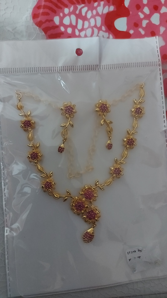 Floral Gold Necklace & Earring Set