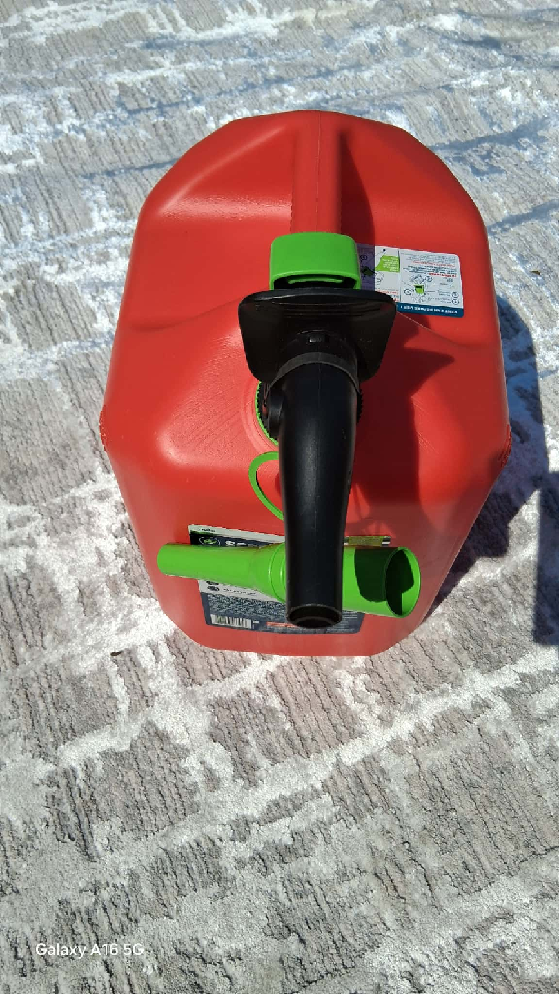Scepter SmartControl 5-Gallon Gasoline Container - photo 2