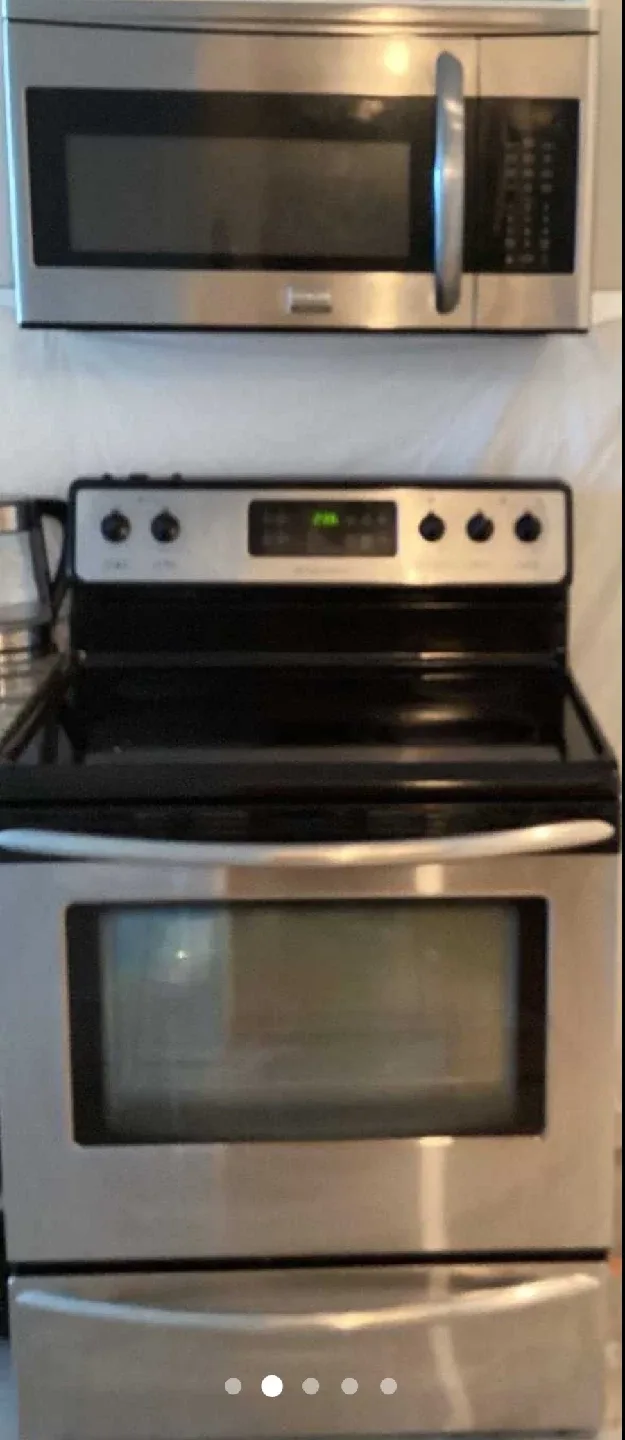 Frigidaire Stainless Steel Appliances thumbnail