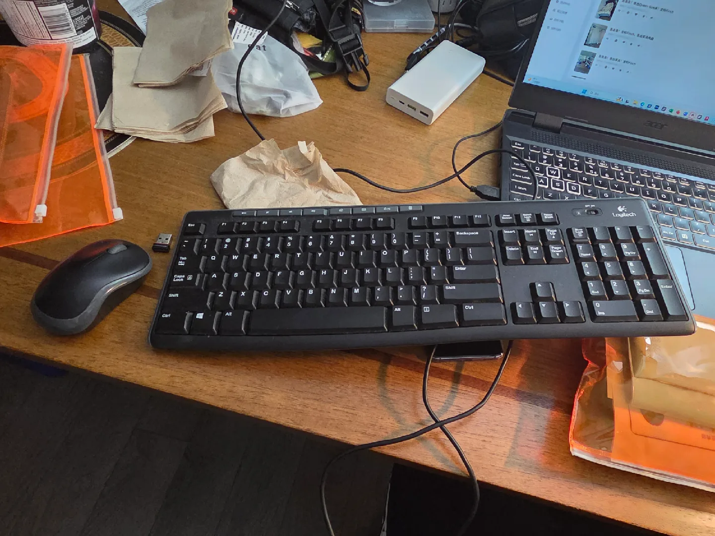 Wireless Logitech Keyboard and Mouse Combo