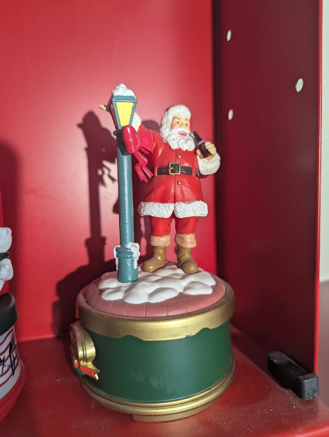 Coca Cola moving Music boxes-6 to choose from image indicator(10)