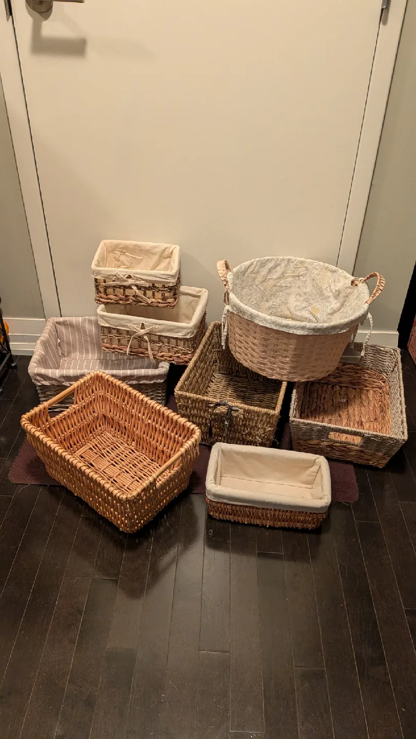 Eleven Assorted Wicker Baskets thumbnail