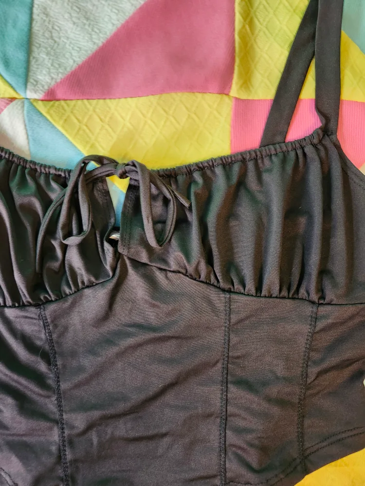 black milkmaid style tank top image indicator(3)