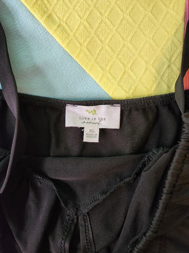 black milkmaid style tank top - photo 4
