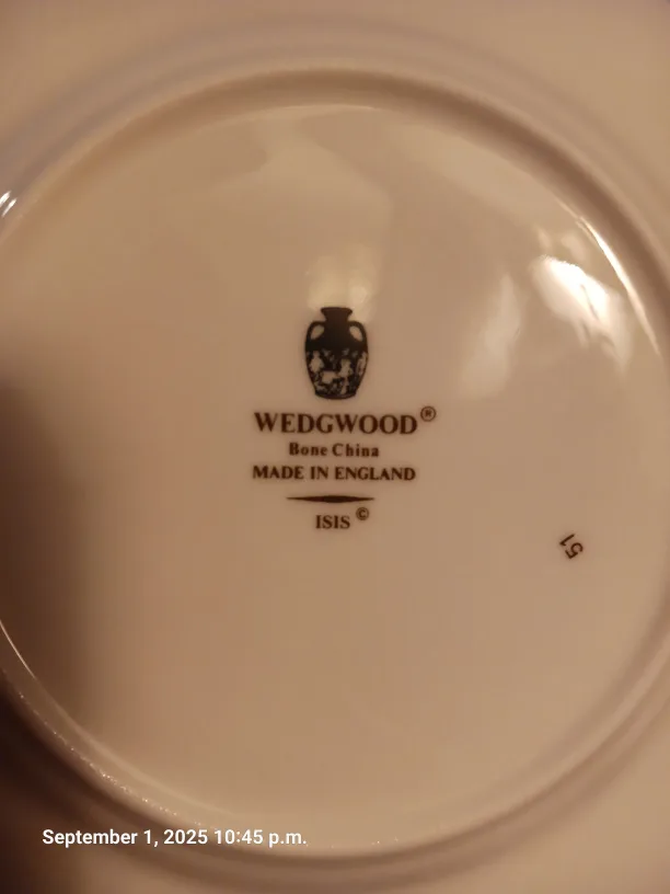 Royal Doulton Sapphire Blossom Plate image indicator(10)