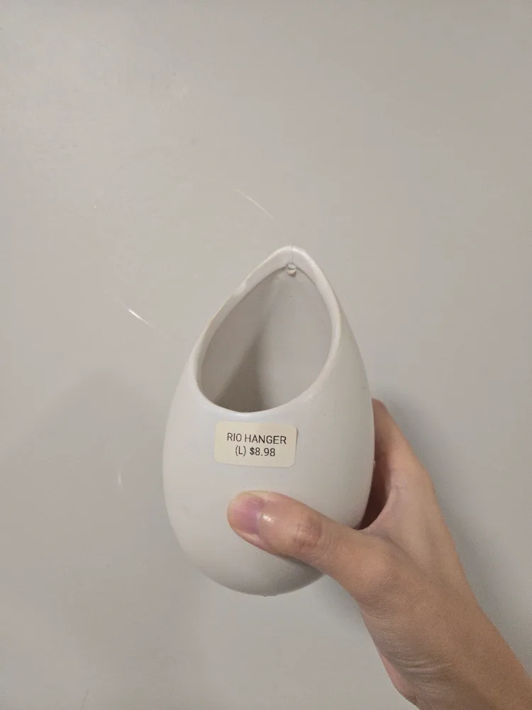 Ceramic Wall Planter L thumbnail