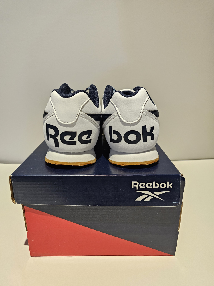 Reebok Royal CLJOG 2 Kids Size 3 - New in Box! - photo 2