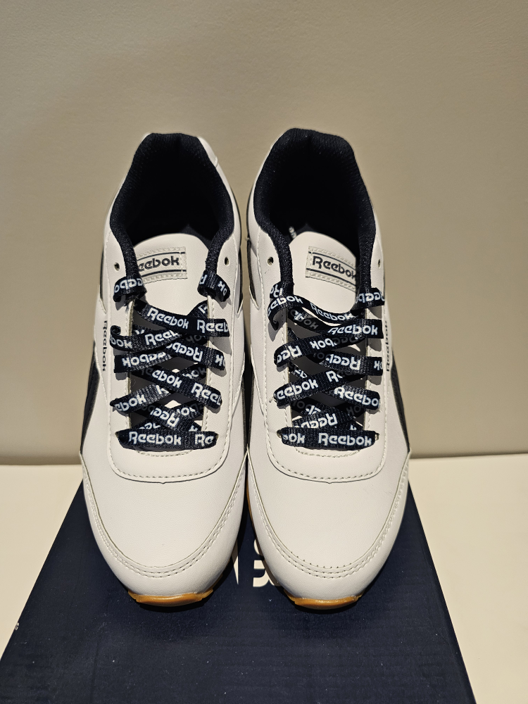 Reebok Royal CLJOG 2 Kids Size 3 - New in Box! - photo 3