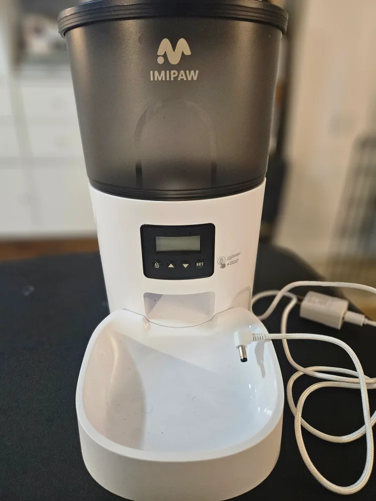 Imipaw Automatic Pet Feeder thumbnail