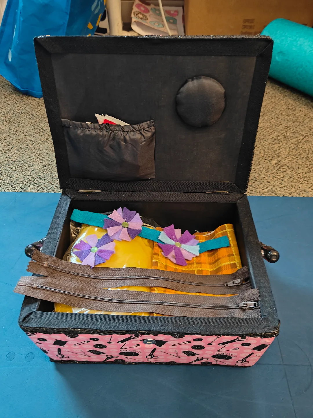 Pink Sewing Basket with Supplies and Fabric Prints🧡💖 image indicator(3)