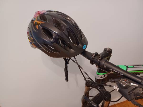 Aspen Super Sport Mountain Bike with Helmet - photo 2