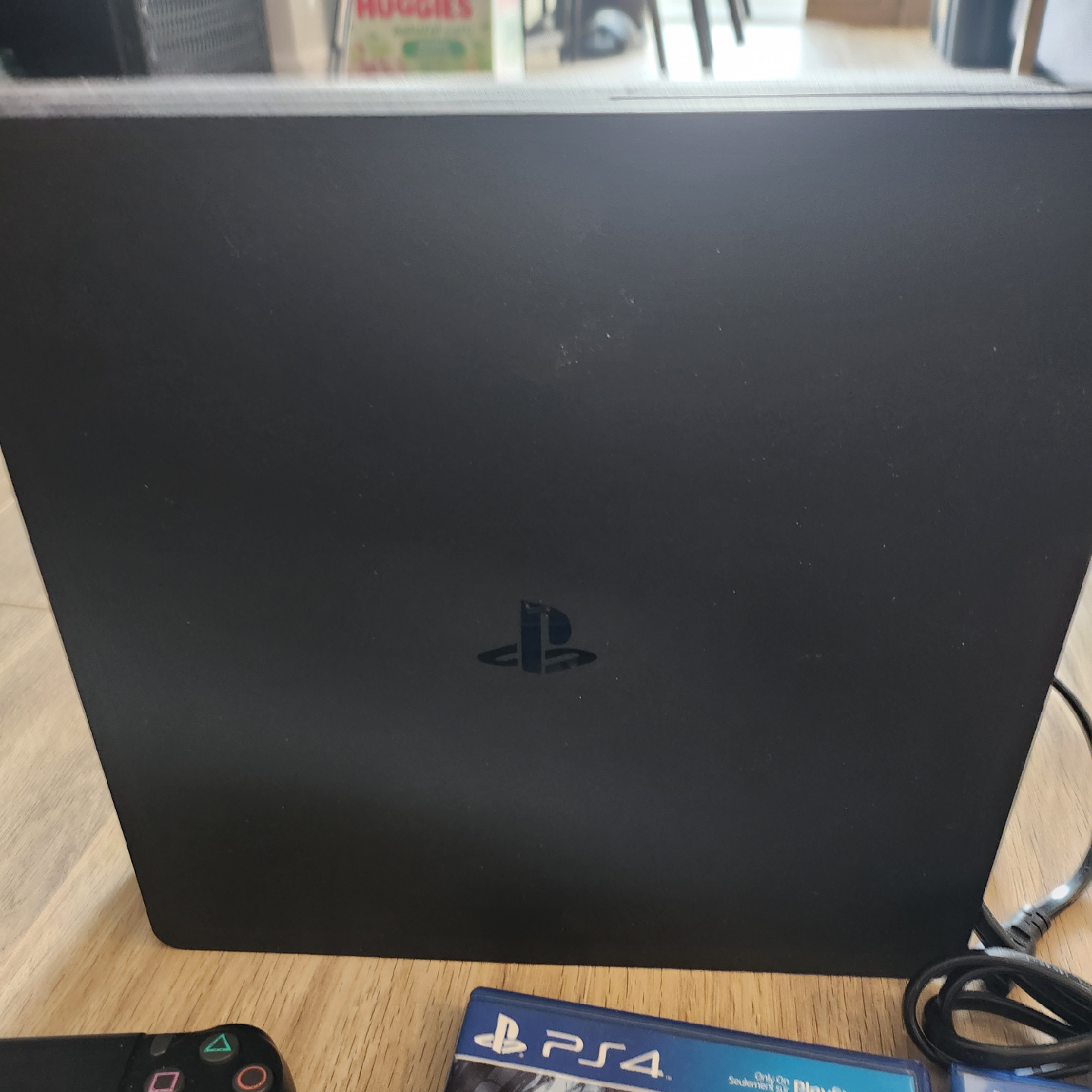 PlayStation 4 Bundle with Games and Controllers - photo 2