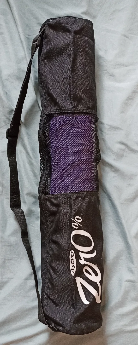 ‼️Sale‼️ Yoga Mat with Carrying Bag thumbnail