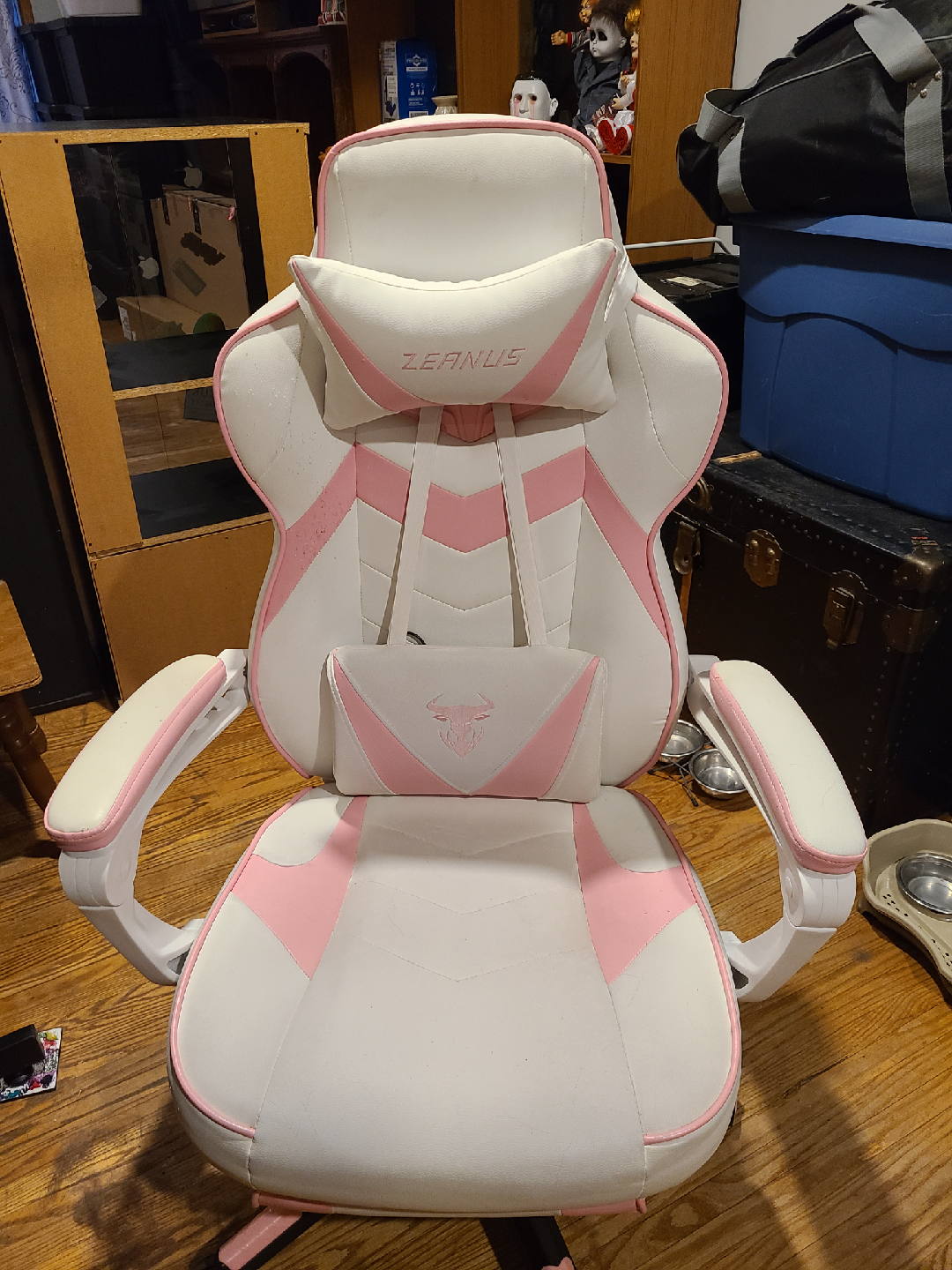 Zeanus Pink & White Gaming Chair