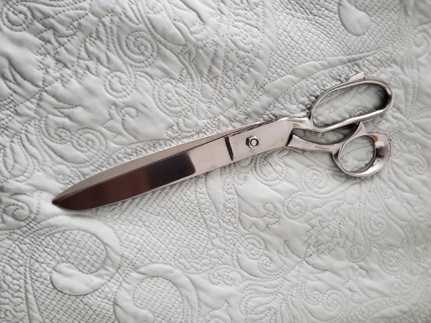 Dressmaker Shears image indicator(2)
