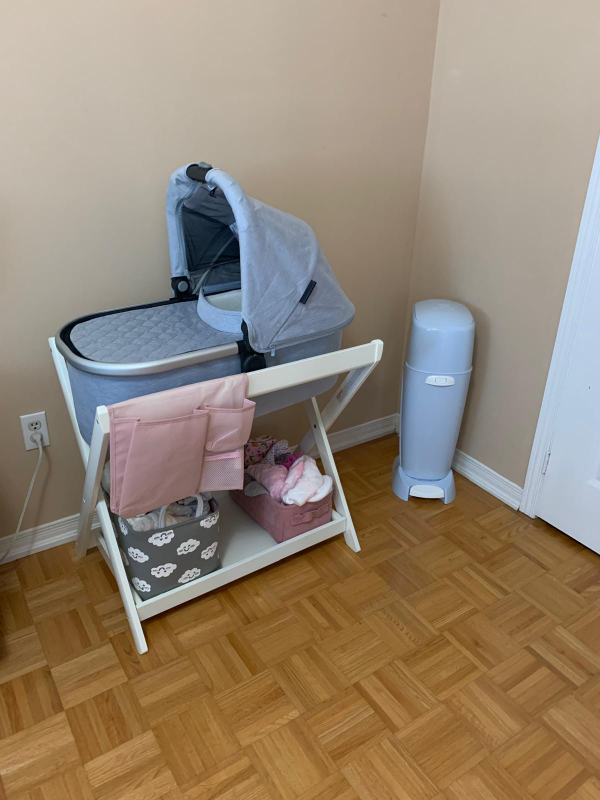 Uppa Baby Bassinet Stand ONLY
