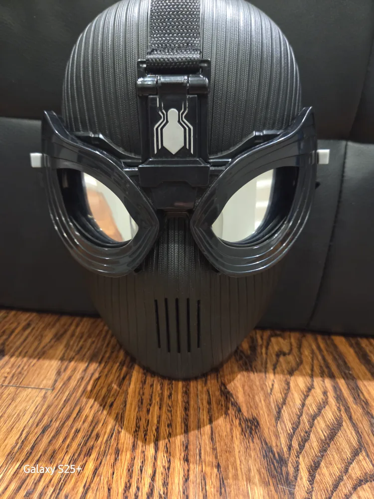 Spider-Man Far From Home Stealth Mask thumbnail