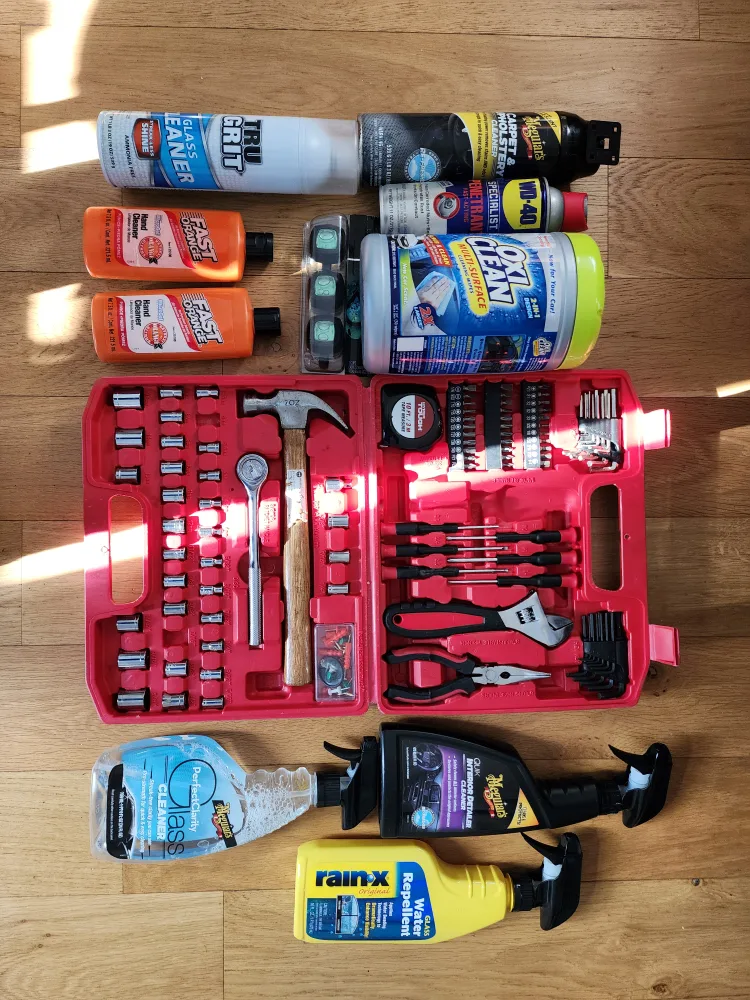 Car Cleaning & Tool Kit: Tru Grit, Rain-X, Meguiar's thumbnail