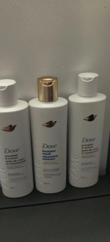 Dove Shampoos and Conditioner x3 thumbnail
