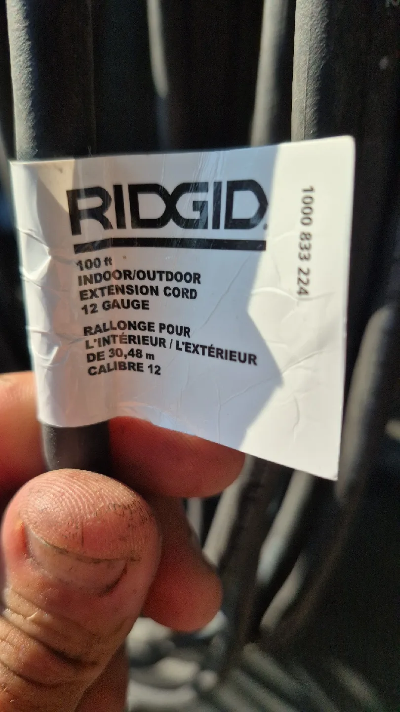 Ridgid 100ft Indoor/Outdoor 12 Gauge Extension Cord image indicator(2)