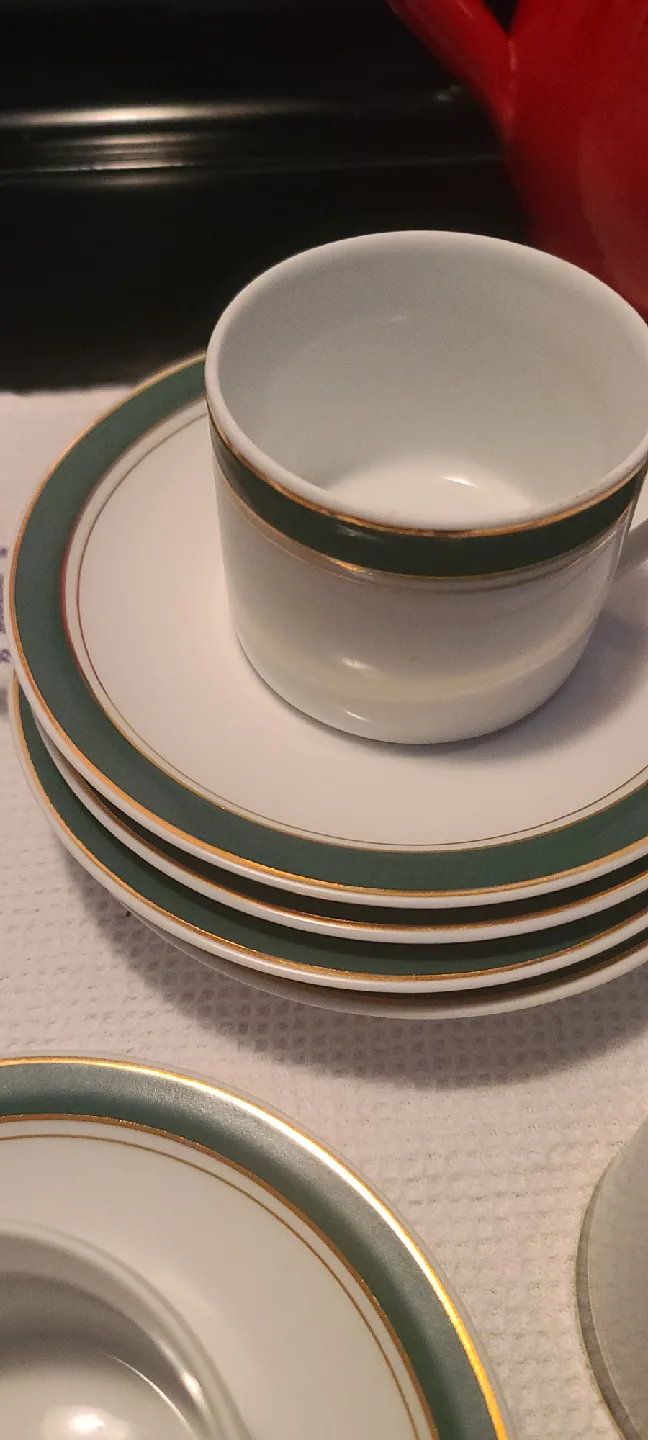 Crown Porcelain Prestige Cup and Saucer Set image indicator(3)