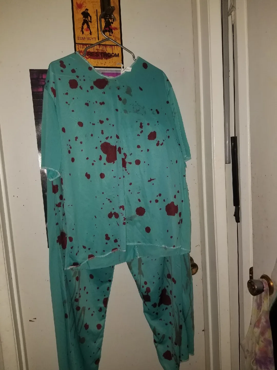 Halloween Costume - Bloody Scrubs thumbnail