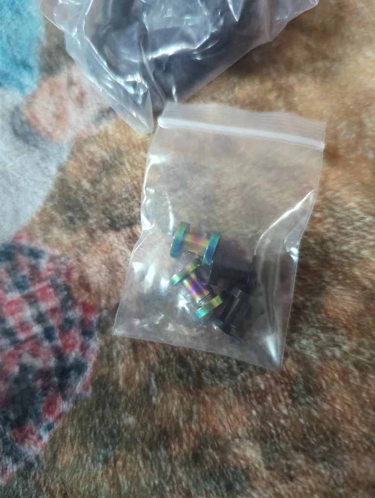 Ear Stretching Kit - Black Tapers and Plugs image indicator(4)