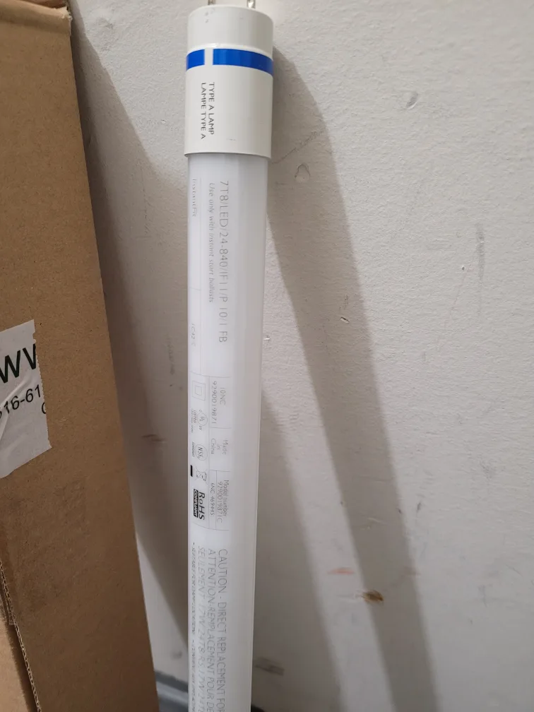 Philips 7W T8 Medium Bi-Pin Base InstantFit LED Light Bulb image indicator(3)