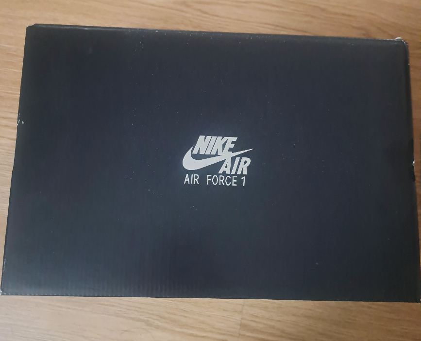 Nike Air Force 1 - Size 11 (Original Box) - photo 2