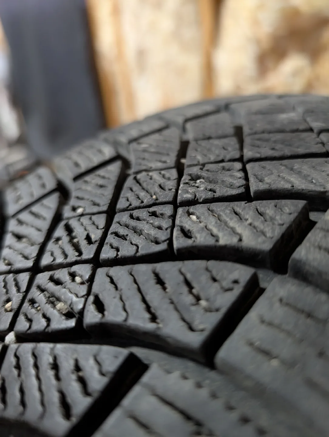 (4)-205/55R16 Winter Tires On Steel Rims 2017 Hyundai Elantra image indicator(4)