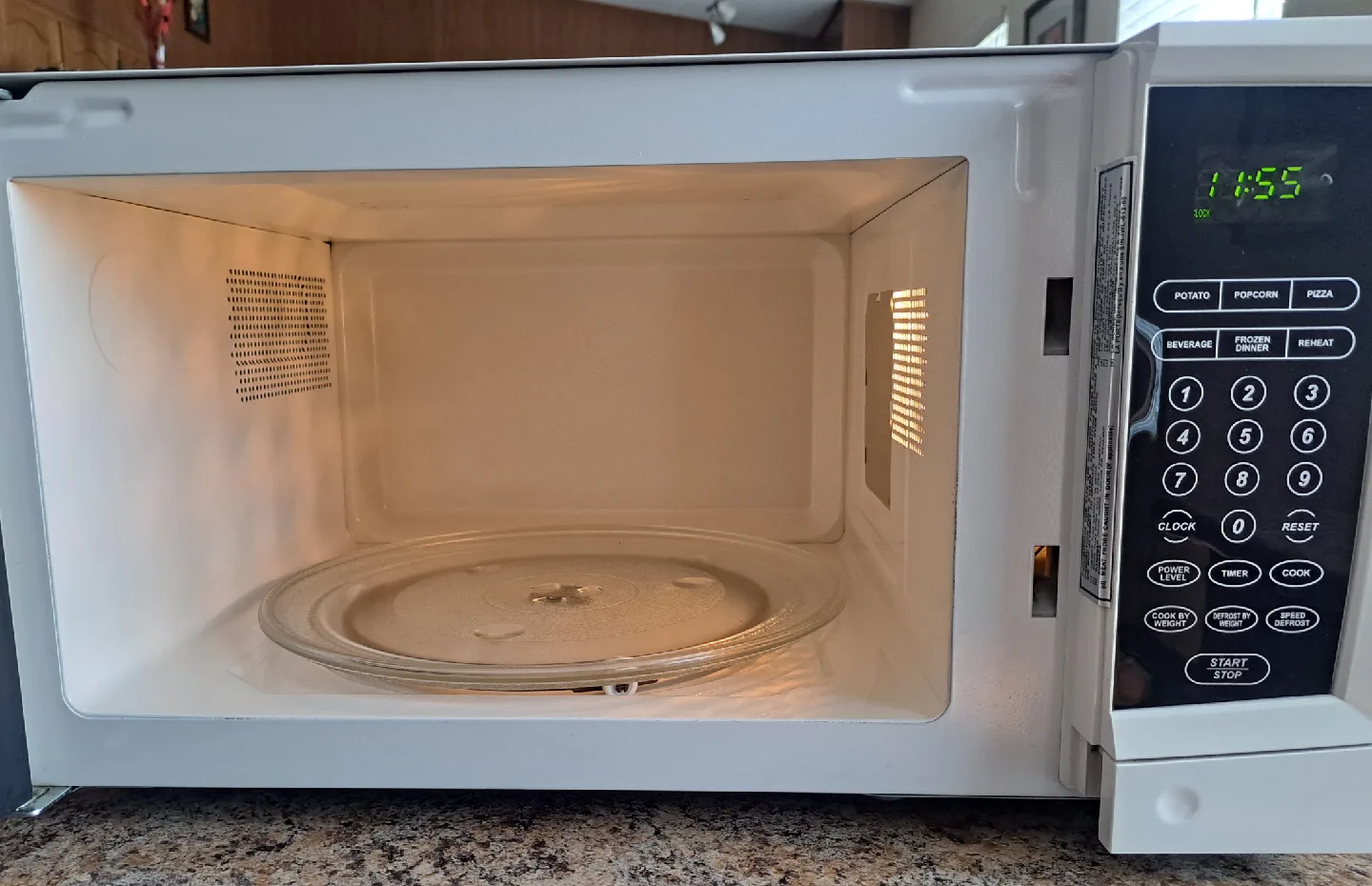 Danby Microwave - White image indicator(5)
