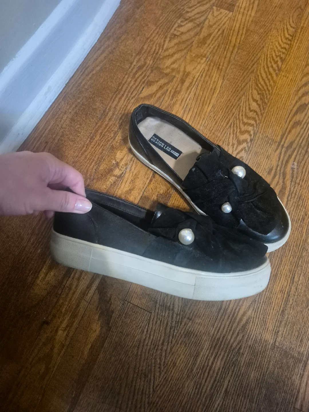 Design Lab Black Pearl Embellished Slip-Ons image indicator(2)