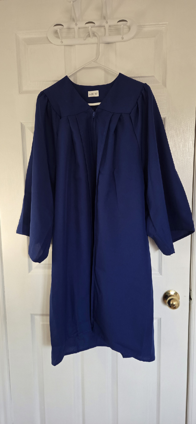 Graduation Gown and Cap - Size 42" - photo 4