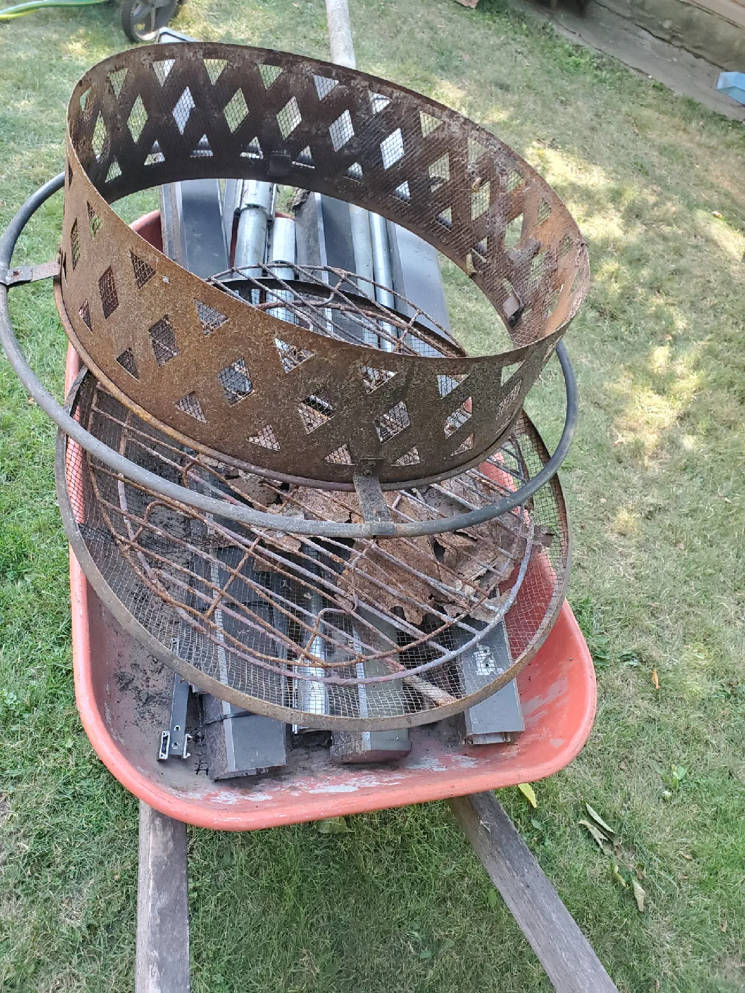 Free scrap metal. thumbnail