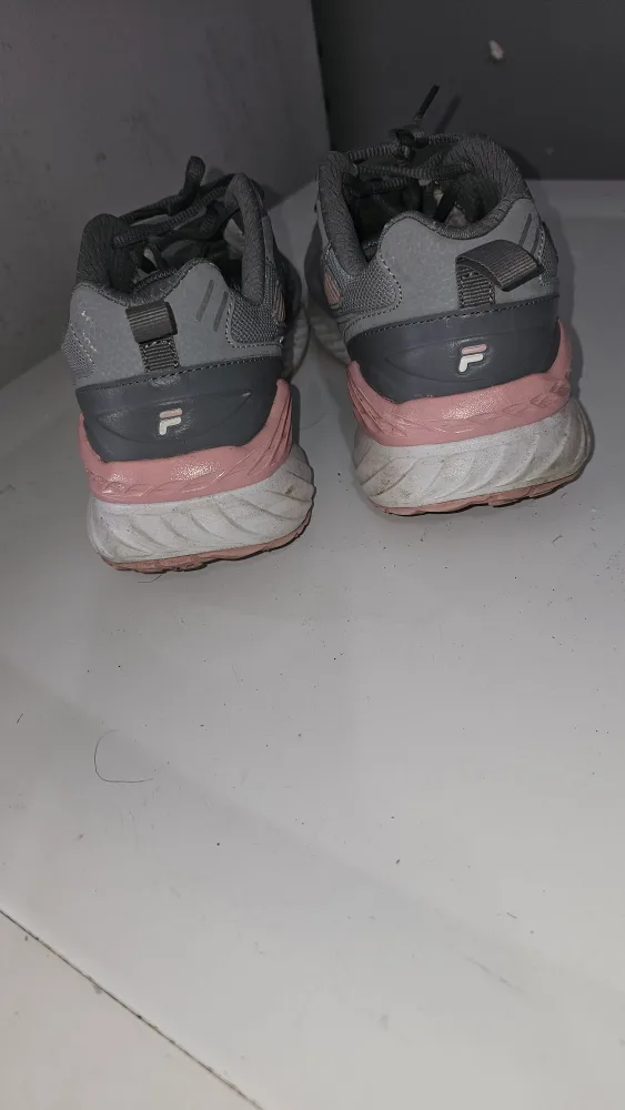 Fila Women's Running Shoes image indicator(2)