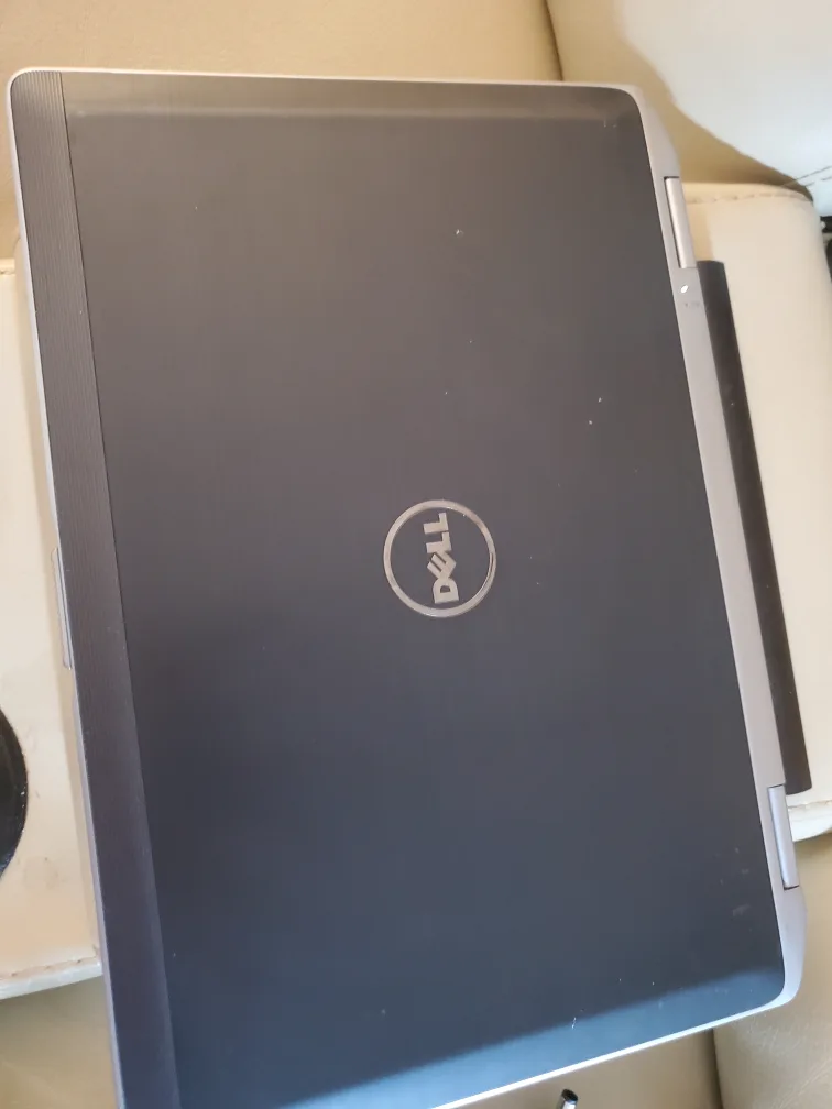 i5 windows 11pro 14inch Dell Latitude E6420 Laptop image indicator(3)