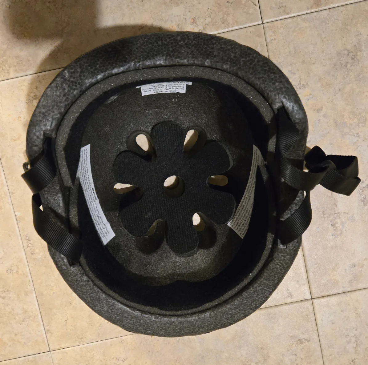 Brand New Kids Helmet image indicator(4)