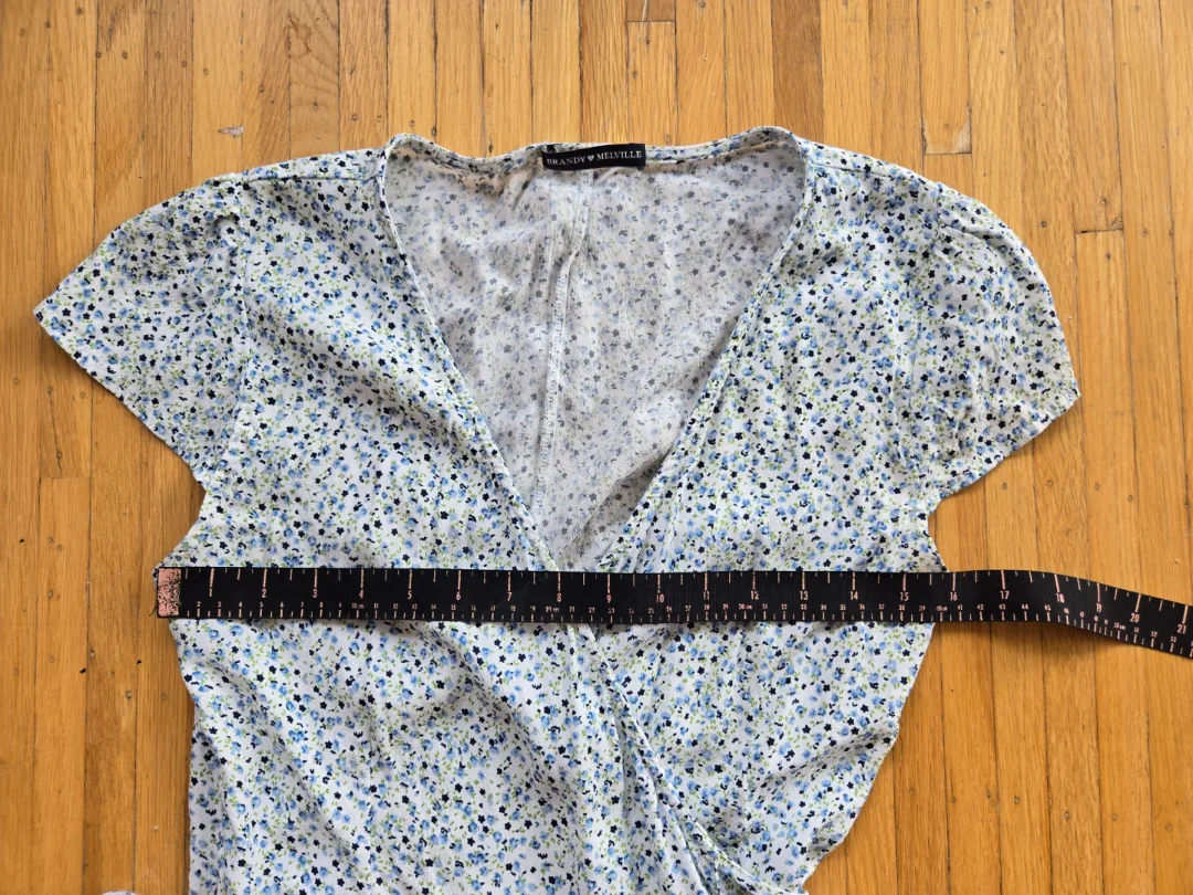 Brandy Melville Floral Wrap Dress image indicator(4)