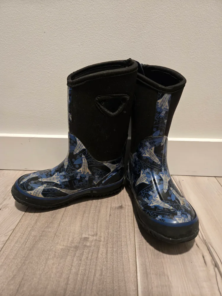 Kids' Rain/ Snow Boots thumbnail