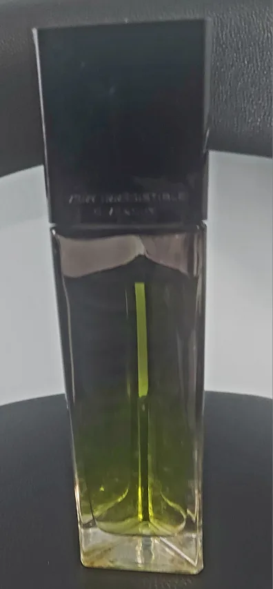 Givenchy Very Irresistible Eau de Toilette thumbnail